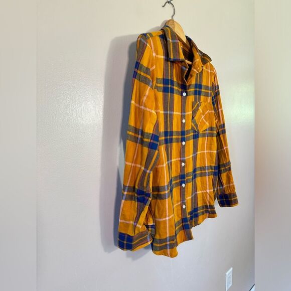 SALE! Orange Old Navy The Classic Button Down Shirt Size L EUC - Picture 3 of 6